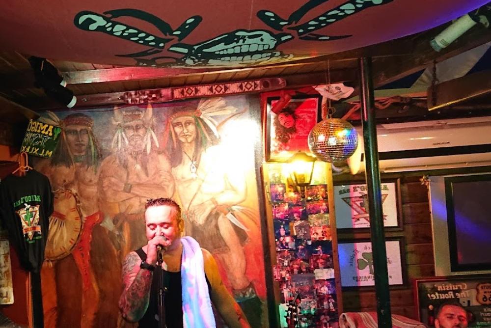 Amigos Bar