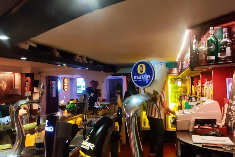 Bogarts Bar