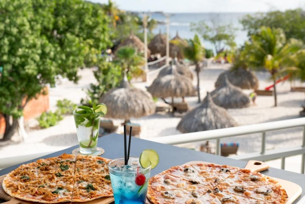 Mojitos & Bites