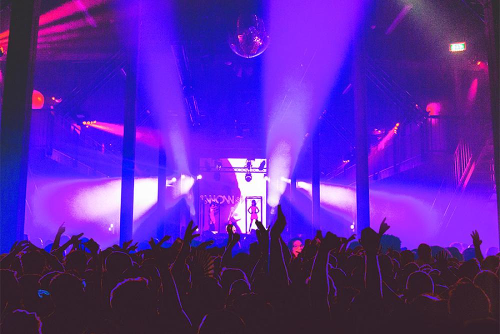 Now & Wow Club